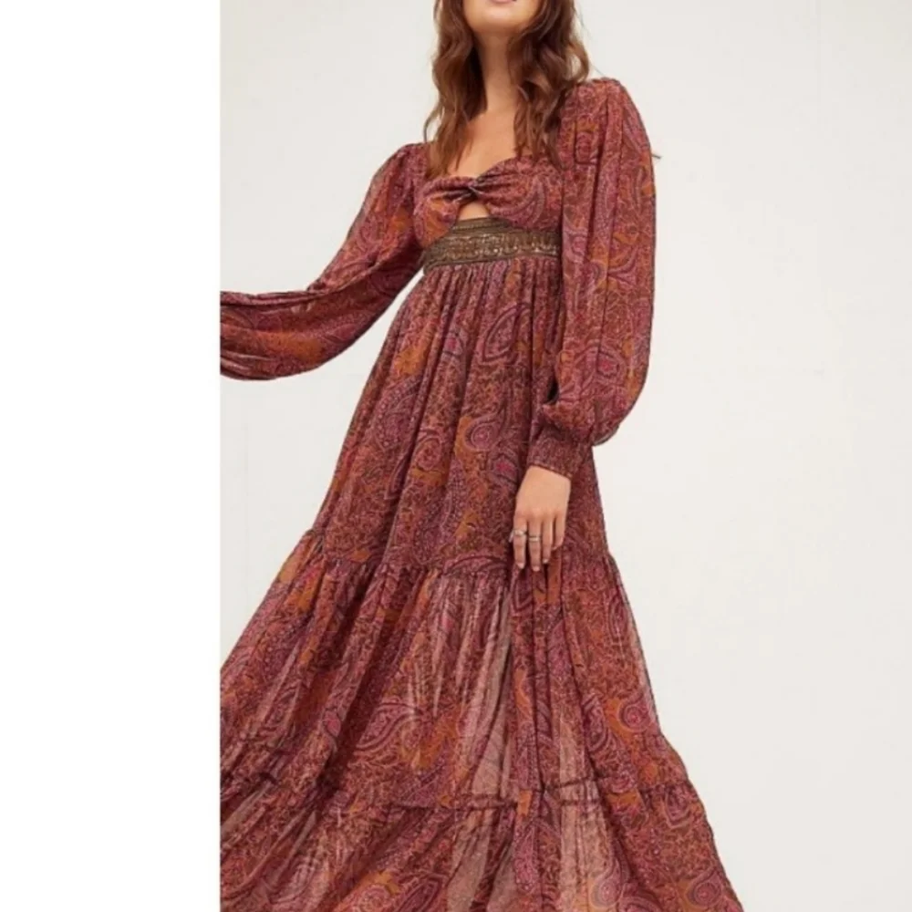 Free People reposhing this
